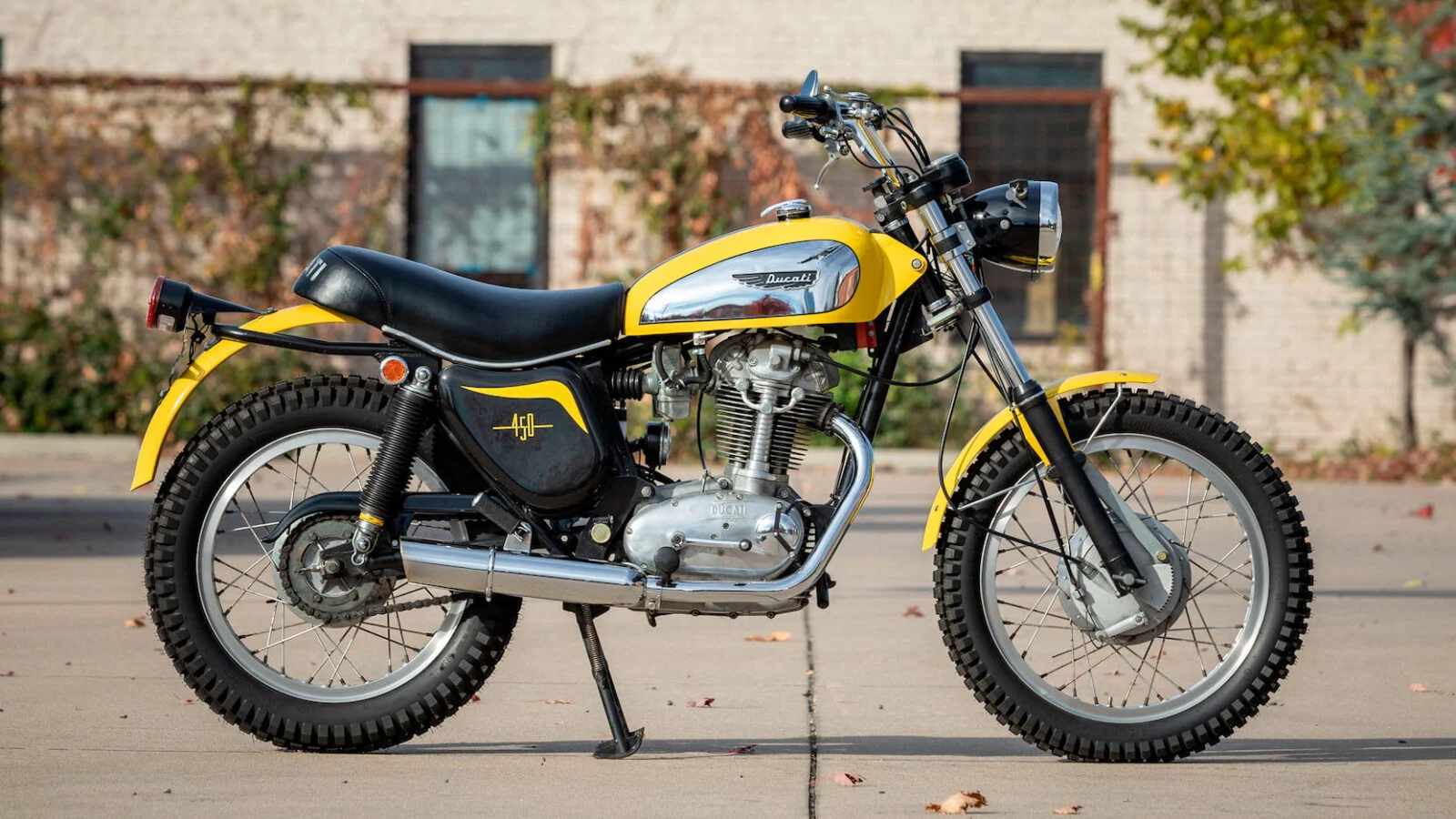 Ducati Scrabmler 450